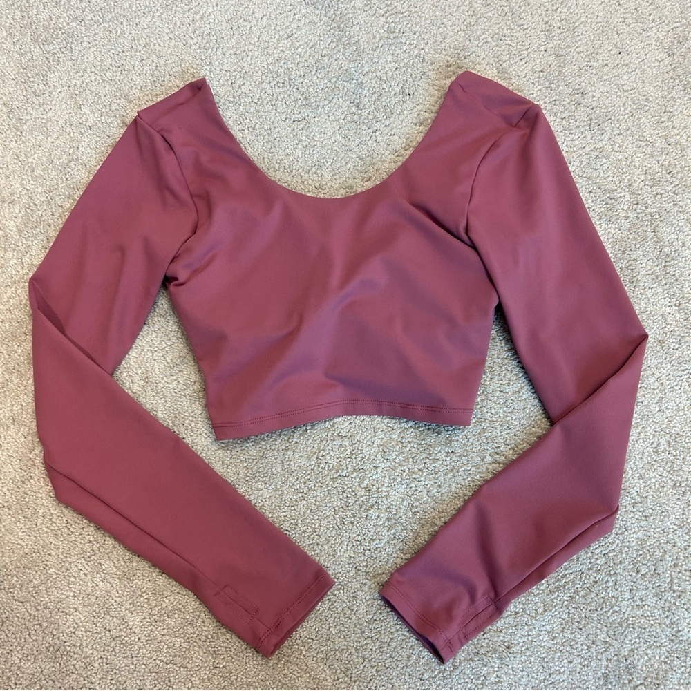Dusty rose long sleeve crisscross back athletic fitness crop top NWOT